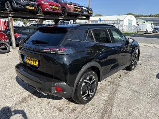 Auto incidentate Peugeot 2008 1.2 Autom. 96KW Allure Clima Navi Led 360 Camera NAP 2023/12
