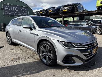 Avarii autoturisme Volkswagen Arteon 1.4 TSI eHybrid 160KW R-Line DSG Clima Navi Led Xenon Business NAP 2023/3
