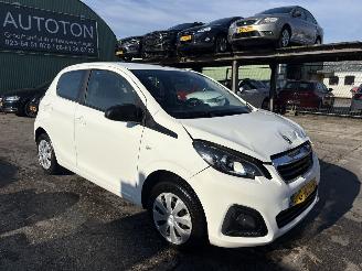 krockskadad bil auto Peugeot 108 1.0 E-VTI 50KW Airco Led Active 5-Drs NAP 2016/8