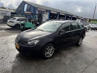 Schadeauto Volkswagen Golf 1.4 TSI 90KW Clima Navi Comfortline NAP 2010/2