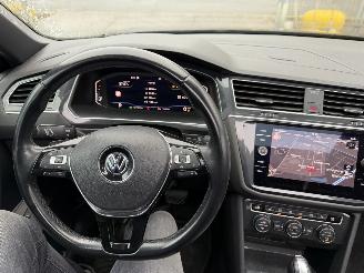 Volkswagen Tiguan 1.5 TSI 110KW DSG R-Line Pano Clima Navi Allspace Led Xenon 7-Pers NAP picture 14