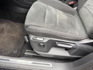 Volkswagen Tiguan 1.5 TSI 110KW DSG R-Line Pano Clima Navi Allspace Led Xenon 7-Pers NAP picture 13