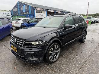 Volkswagen Tiguan 1.5 TSI 110KW DSG R-Line Pano Clima Navi Allspace Led Xenon 7-Pers NAP picture 6