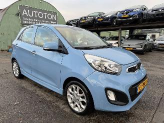 Schadeauto Kia Picanto 1.0 CVVT 51KW Comfort Pack Clima Keyless Led 5-Drs NAP 2011/4