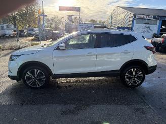 Nissan Qashqai 1.2 85KW Autom. N-Connecta Clima Navi Pano 360 View NAP picture 2