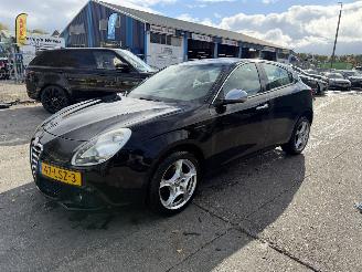 Schadeauto Alfa Romeo Giulietta 1.6 JTDM 77KW Clima Navi Led Xenon Distinctive NAP 2010/7