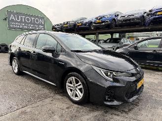 uszkodzony samochody osobowe Suzuki Swace 1.8 Hybrid 72KW Clima Navi Camera Led Style 2021/12