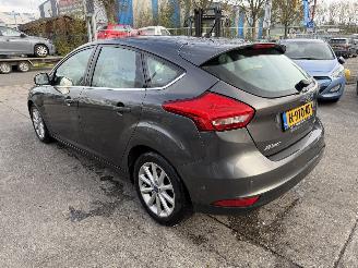 Ford Focus 1.0 92KW Clima Navi Camera Keyless Titanium picture 3