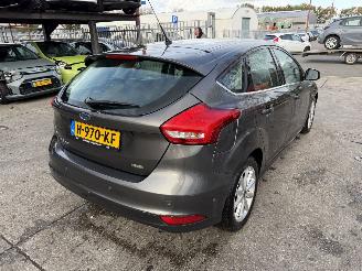 Ford Focus 1.0 92KW Clima Navi Camera Keyless Titanium picture 5