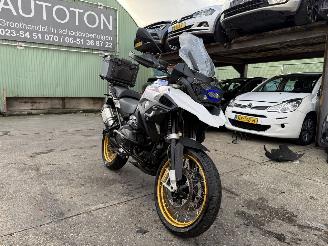 dommages motocyclettes  BMW R 1250 GS 100kW Catless Topkoffer 2019/1