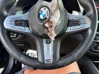 BMW 5-serie 540D Touring xDrive 235kW High Executive picture 19