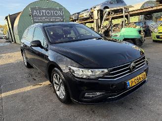 Schadeauto Volkswagen Passat 1.5 TSI 110KW DSG Navi Clima Led Camera Virtual Cockpit Business NAP 2022/7