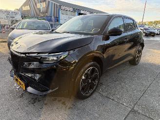 Auto incidentate Alfa Romeo Junior Elettrica 54 kWh 115KW Clima Navi Camera DNA NAP 2024/12