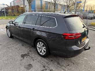 škoda osobní automobily Volkswagen Passat 1.6 TDI 88KW DSG Clima Navi Comfortline 2018/1