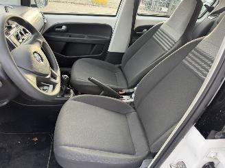 Volkswagen Up! 1.0 44KW Airco Bleumotion 5-Drs NAP picture 9