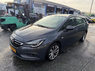 Opel Astra 1.6 CDTI 81KW Clima Navi Led Xenon Business picture 2