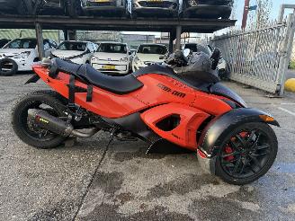 Can-Am SPIDER RS-S CAN-AM Spyder RS-S 72kW Akrapovic picture 3
