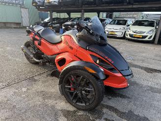 Can-Am SPIDER RS-S CAN-AM Spyder RS-S 72kW Akrapovic picture 2