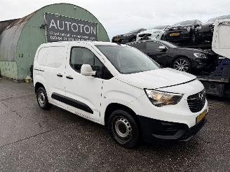 krockskadad bil bedrijf Opel Combo 1.5D 56KW Airco Schuifdeur L1H1 Edition NAP 2021/6