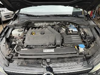 Volkswagen Golf 1.5 TSI 96KW R-Line Pano Clima Navi picture 13