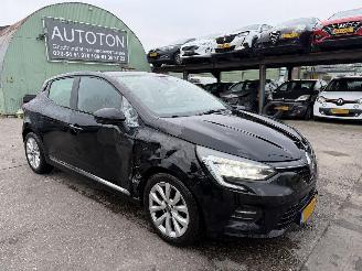  Renault Clio 1.0 TCE 74KW Clima Led Zen 5-Drs NAP 2019/8