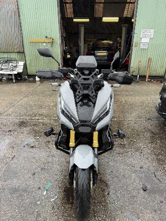 Honda Overige 750 X-ADV 43KW Nardo Gray picture 6