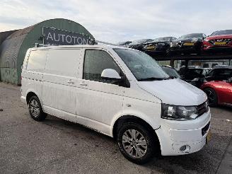 krockskadad bil bedrijf Volkswagen Transporter 2.0 TDI 62KW Navi Airco Schuifdeur NAP 2015/10