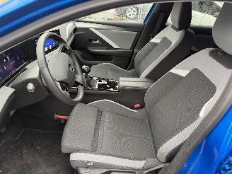 Opel Astra 1.2 81KW Business Edition Clima Navi Led NAP picture 7