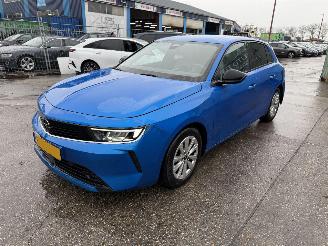 Coche accidentado Opel Astra 1.2 81KW Business Edition Clima Navi Led NAP 2022/11