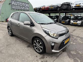 krockskadad bil auto Kia Picanto 1.0 CVVT 49KW Clima Navi Camera Led Xenon Design Edition NAP 2019/1
