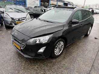 uszkodzony samochody osobowe Ford Focus 1.0 Ecoboost  Autom. Pano 114KW Hybrid Clima Navi Camera ST-Line X Business NAP 2020/10
