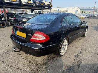 Mercedes CLK 320 V6 160KW Automaat Clima Navi Avantgarde picture 3