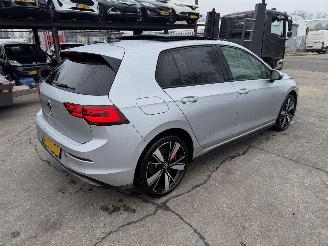 Volkswagen Golf 1.4 GTE eHybrid 110KW Pano Clima Navi Led picture 3