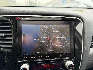 Mitsubishi Outlander 2.4 PHEV 99KW Autom. Clima Navi Led Schuifdak Intense+ NAP picture 14