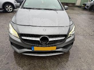 Mercedes Cla-klasse 180 90KW Autom. Clima Navi Led Xenon AMG Upgrade Edition Camera NAP picture 24