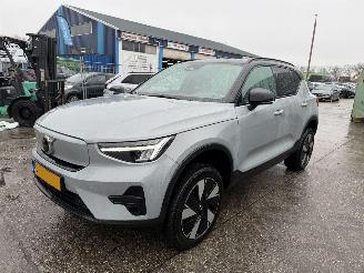 Coche accidentado Volvo XC40 69 kWh 175KW Single Motor Core Clima Navi Led 2024/1