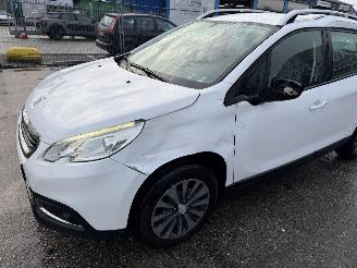 Peugeot 2008 1.2 60KW Automaat Clima Led Active NAP picture 15