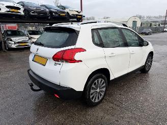 Peugeot 2008 1.2 60KW Automaat Clima Led Active NAP picture 2