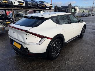 Kia EV6 58 kWh 125KW Clima Navi Camera Led NAP picture 4