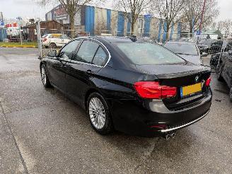 BMW 3-serie 320i 135KW Autom. Clima Navi Led Xenon Luxury Edition NAP picture 5