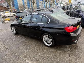 BMW 3-serie 320i 135KW Autom. Clima Navi Led Xenon Luxury Edition NAP picture 6
