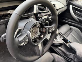 BMW 3-serie 320i 135KW Autom. Clima Navi Led Xenon Luxury Edition NAP picture 16