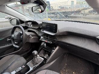 Peugeot 208 1.2 74KW GT Clima Navi Led Virtual Cockpit 5-Drs picture 10