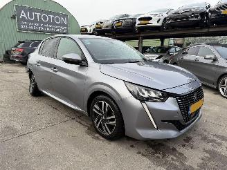krockskadad bil auto Peugeot 208 1.2 74KW GT Clima Navi Led Virtual Cockpit 5-Drs 2022/3