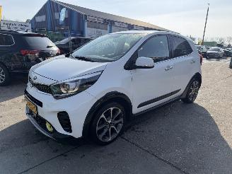 Schadeauto Kia Picanto 1.0 T-GDI 101PK X-Line Clima Navi Camera Leer Led Xenon NAP 2019/8