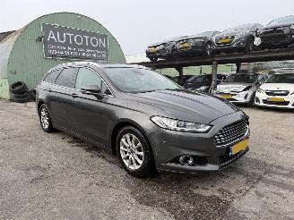 Auto incidentate Ford Mondeo 2.0 TDCI 110KW Pano Clima Navi Led Titanium NAP 2015/5