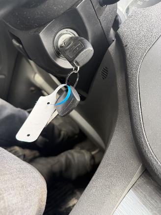 Ford C-Max 1.8-16V 92KW Airco Trend NAP picture 9