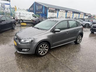 uszkodzony samochody osobowe Volkswagen Polo 1.0 44KW Airco 5-Deurs 2014/4