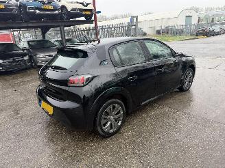 Peugeot e-208 50 kWh 100KW EV Clima Navi Led Active Pack NAP picture 4