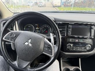 Mitsubishi Outlander 2.0 PHEV Autom. Clima Navi Executive Edition picture 7